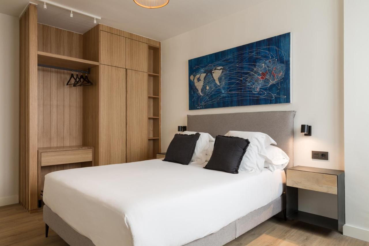 Puerta Catedral Suites Севилья Экстерьер фото