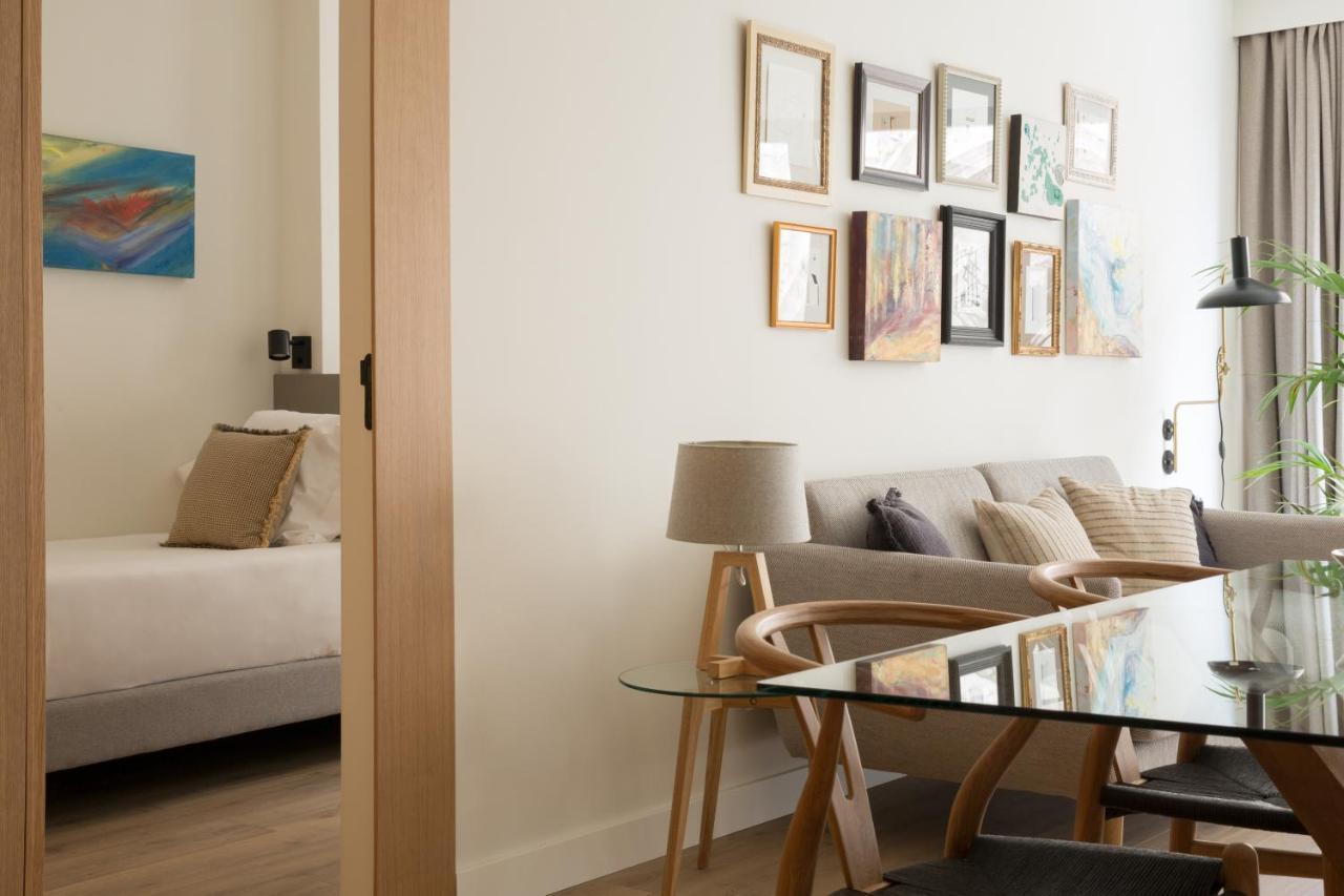 Puerta Catedral Suites Севилья Экстерьер фото